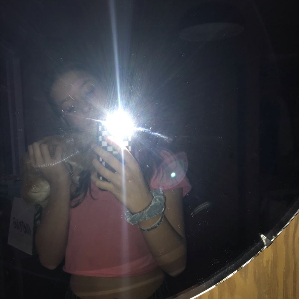 Meet your Posher, Zora